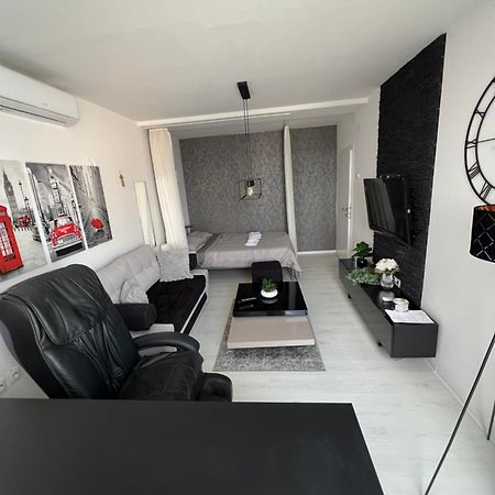 Apartman Paola - Massage Chair- 0-24 Self Check In Out- 茹帕尼亚 外观 照片