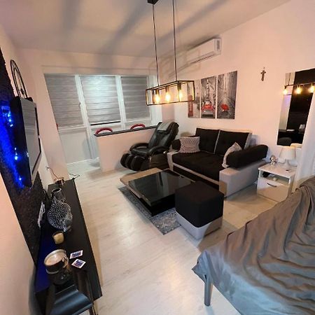 Apartman Paola - Massage Chair- 0-24 Self Check In Out- 茹帕尼亚 外观 照片