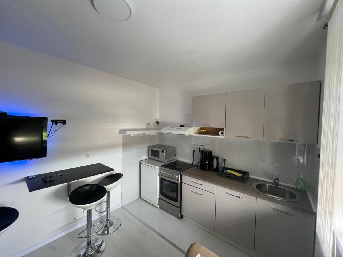 Apartman Paola - Massage Chair- 0-24 Self Check In Out- 茹帕尼亚 外观 照片